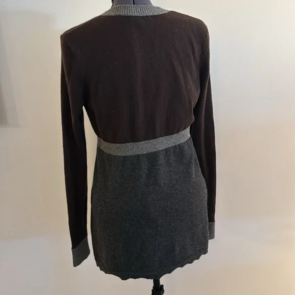 Vince Camuto Cashmere cardigan sweater - Picture 3 of 10